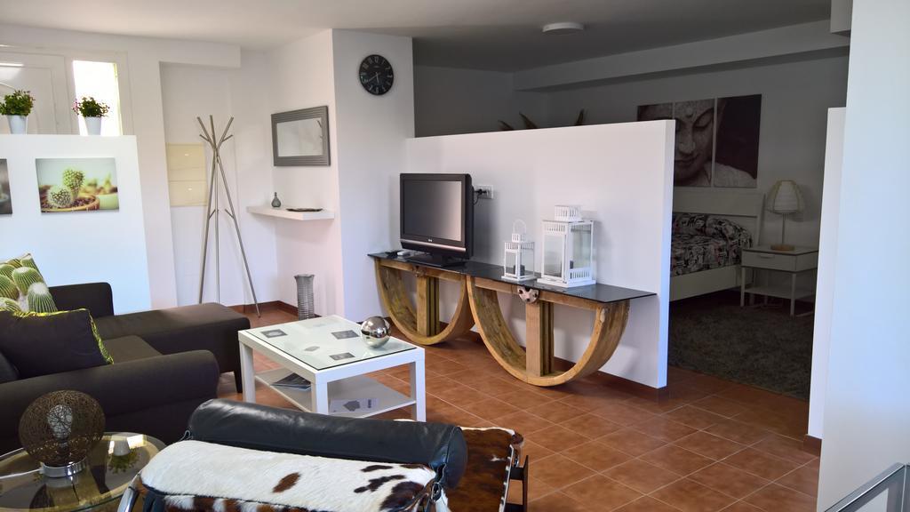Loft Con Terraza Y Barbacoa Apartment Lumpiaque